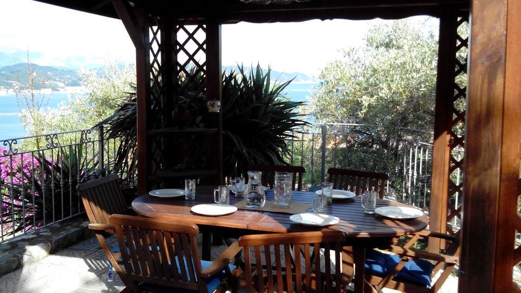 Villa Il Pettirosso La Spezia Exteriör bild